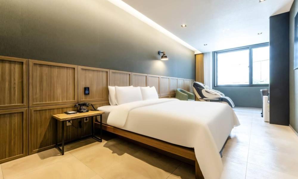 Anseong Nomad Hotel Bagian luar foto