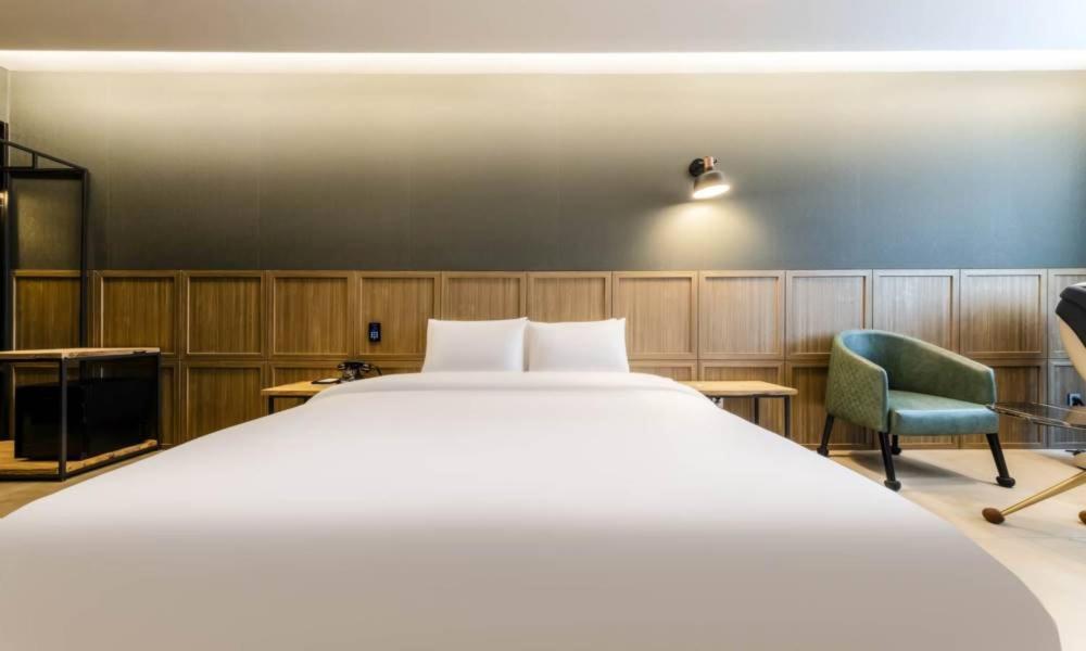 Anseong Nomad Hotel Bagian luar foto