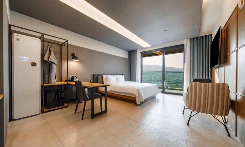 Anseong Nomad Hotel Bagian luar foto